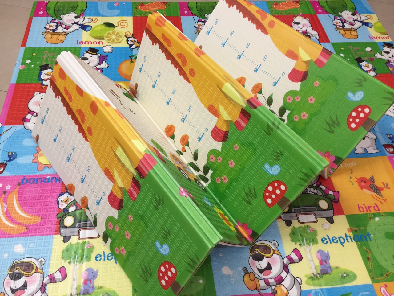 Thảm xốp XPE silicone cao cấp cho Bé- Mẫu mới nhất 2019- Kích thước trải thảm 1M8 X 2M, dày 1CM (chống nước)