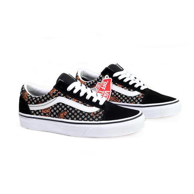 Giày sneaker Vans UA Old Skool Tiger Floral - VN0A38G119M