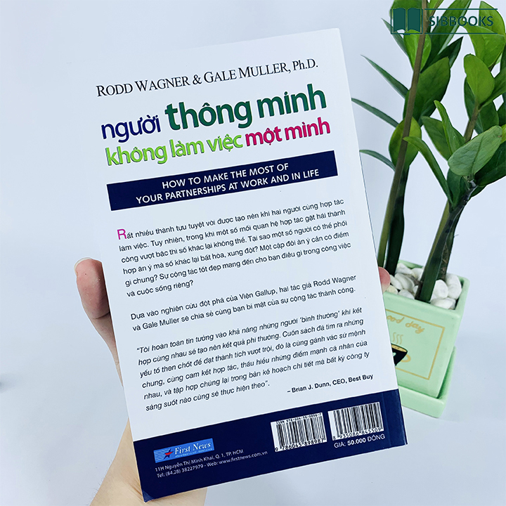 Người Thông Minh Không Làm Việc Một Mình - Phương Pháp Hợp Tác Cùng Nhau