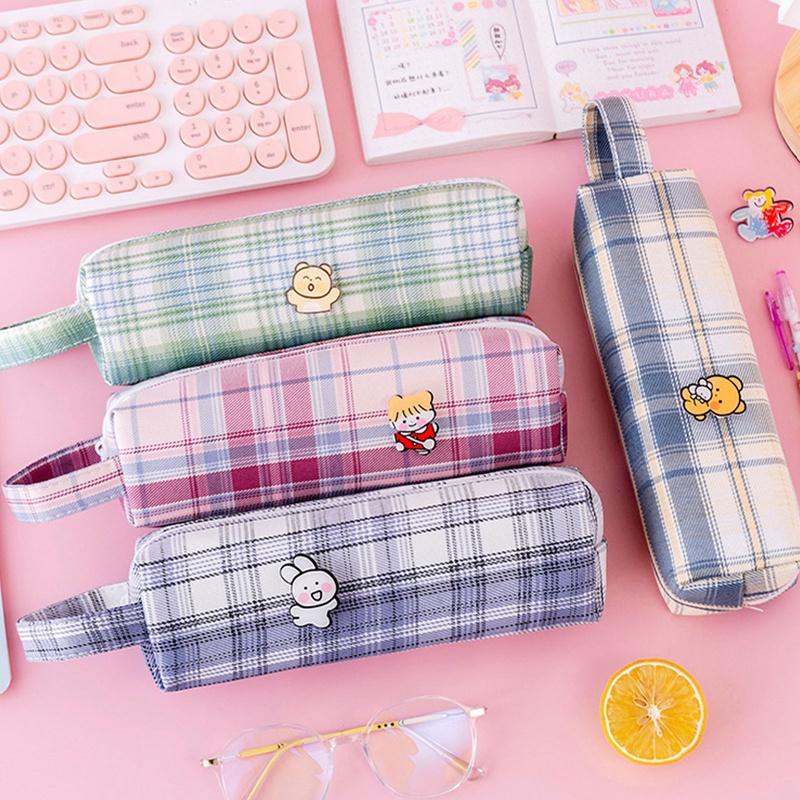Túi Đựng Bút Họa Tiết Kẻ Ô Sức Chứa Lớn Có Khóa Kéo Cho Học Sinh