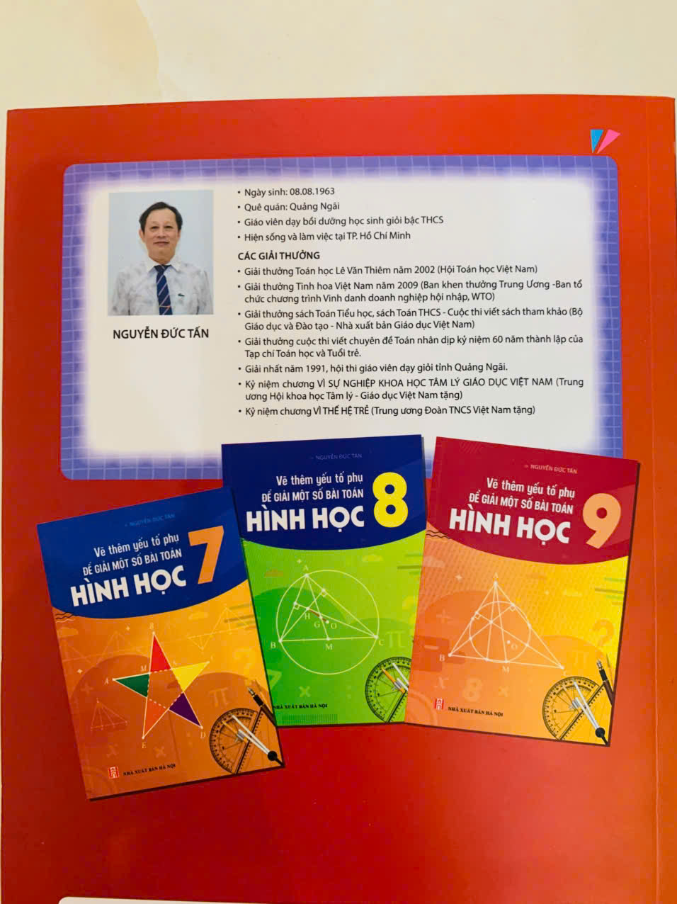 Sách - Vẽ thêm yếu tố phụ để giải một số bài toán Hình học 7