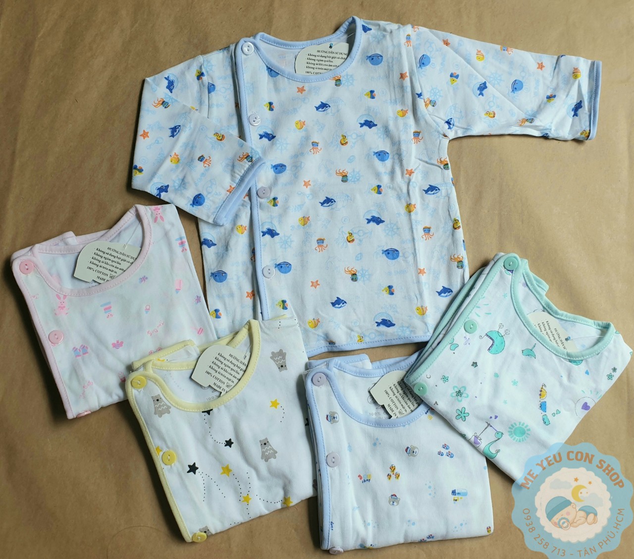 (J11TD) ÁO BÁC SĨ TAY DÀI HOẠ TIẾT JOU - HỒNG