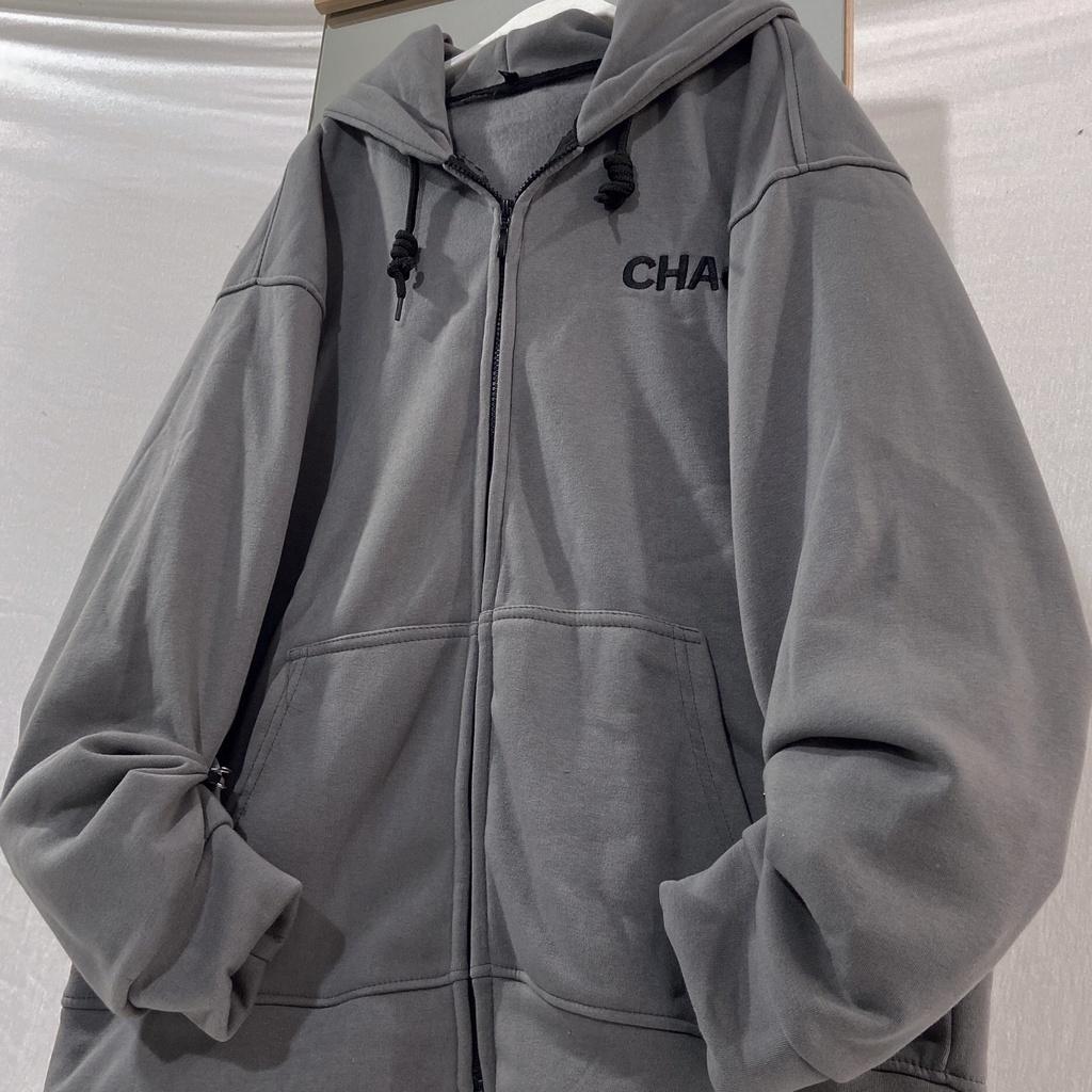 Áo khoác hoodie zip XÁM form rộng nam nữ vải nỉ lót bông thêu chữ CHAOS