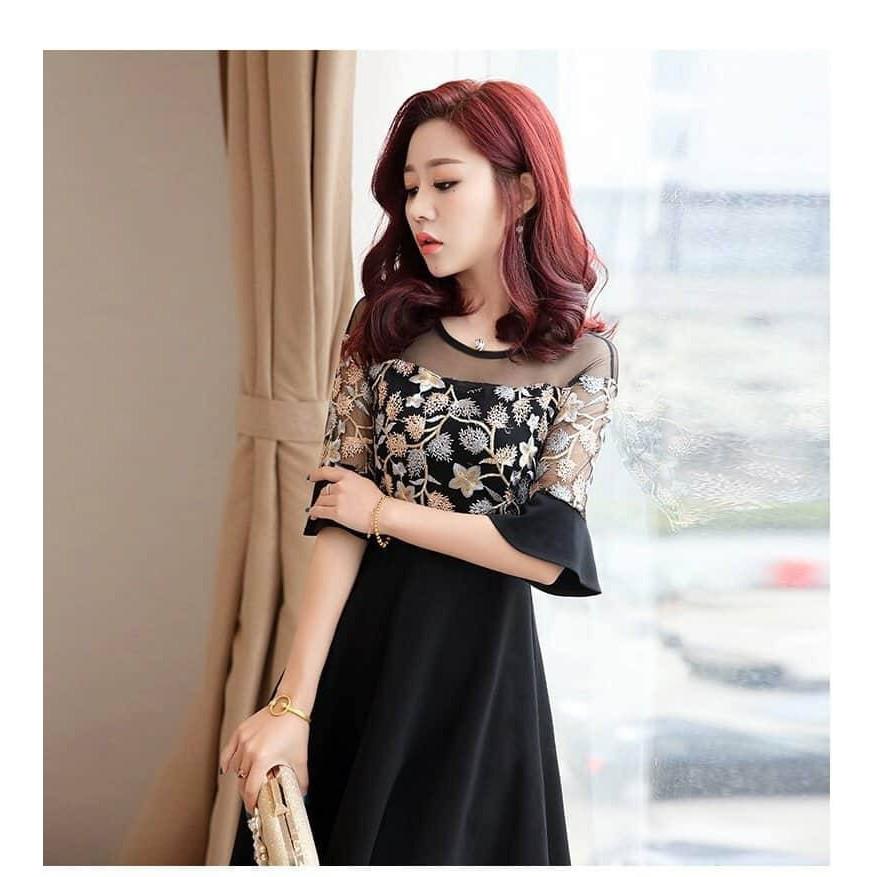 Đầm Xòe Phối Ren Hoa Vải Thun Cotton Thái phối Ren Hoa cao cấp dày dặn, thoáng mát và co giãn. Đầm thích hợp cho chị em đi làm công sở,đi chơi,đi tiệc đều đẹp
