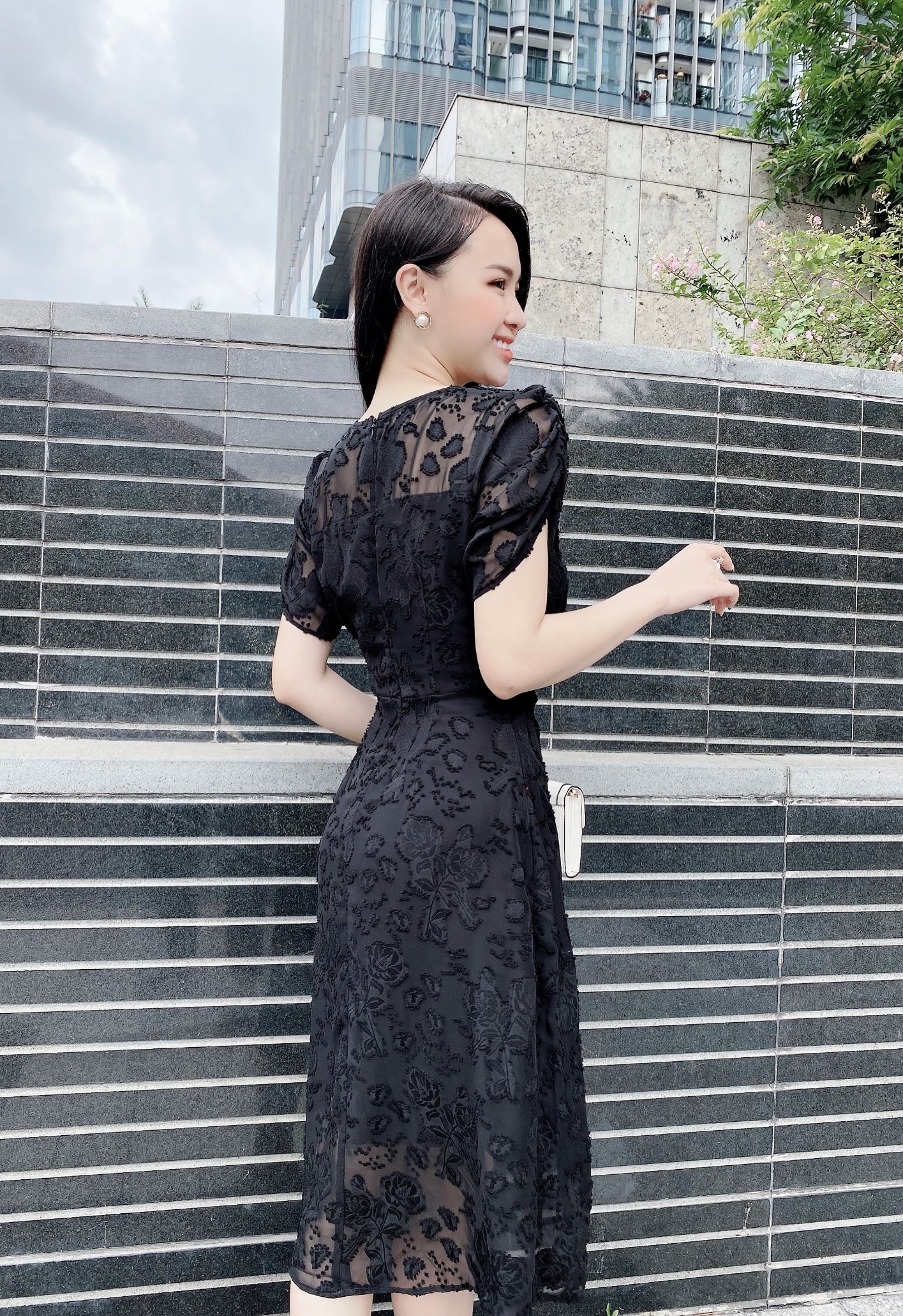ĐẦM XÒE REN ĐÍNH HẠT CAO CẤP