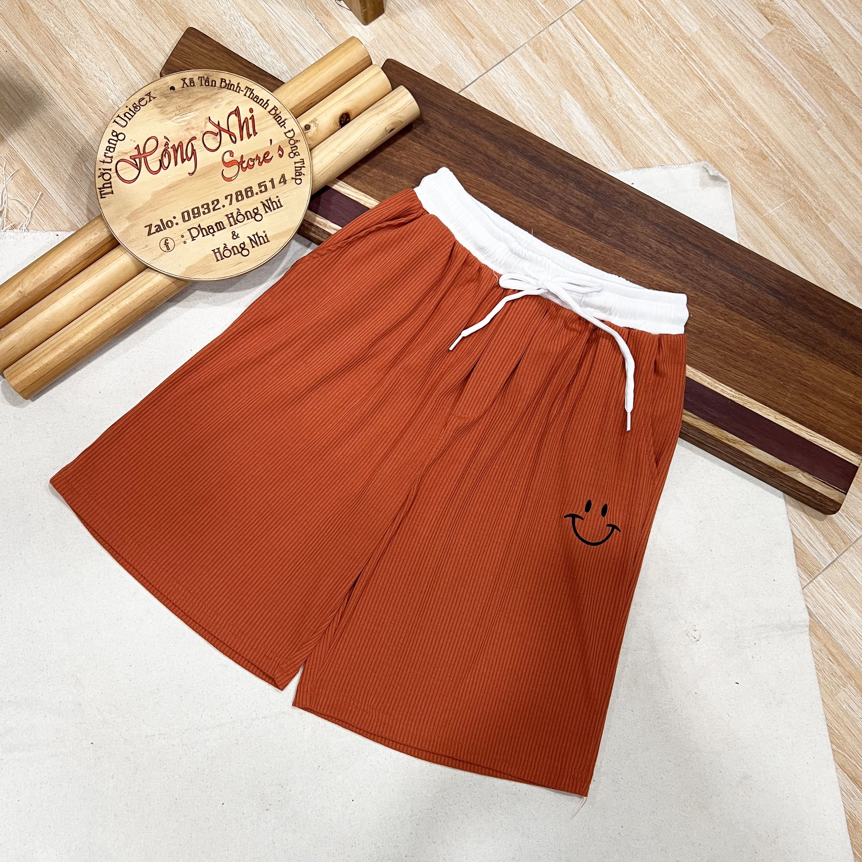 Quần Short Thun Gân Thêu Hình Đáng Yêu Dáng Rộng Nam Nữ Unisex - MM