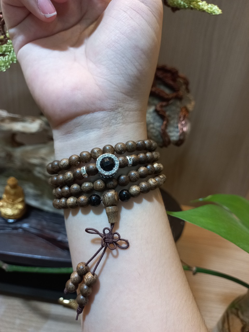 Vòng tay Trầm hương 108h mix charm radian theo mệnh
