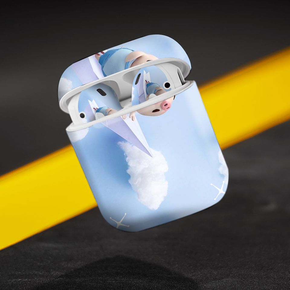 Miếng dán skin chống bẩn cho tai nghe AirPods in hình Heo con dễ thương - HEO2k19 - 003 (bản không dây 1 và 2)