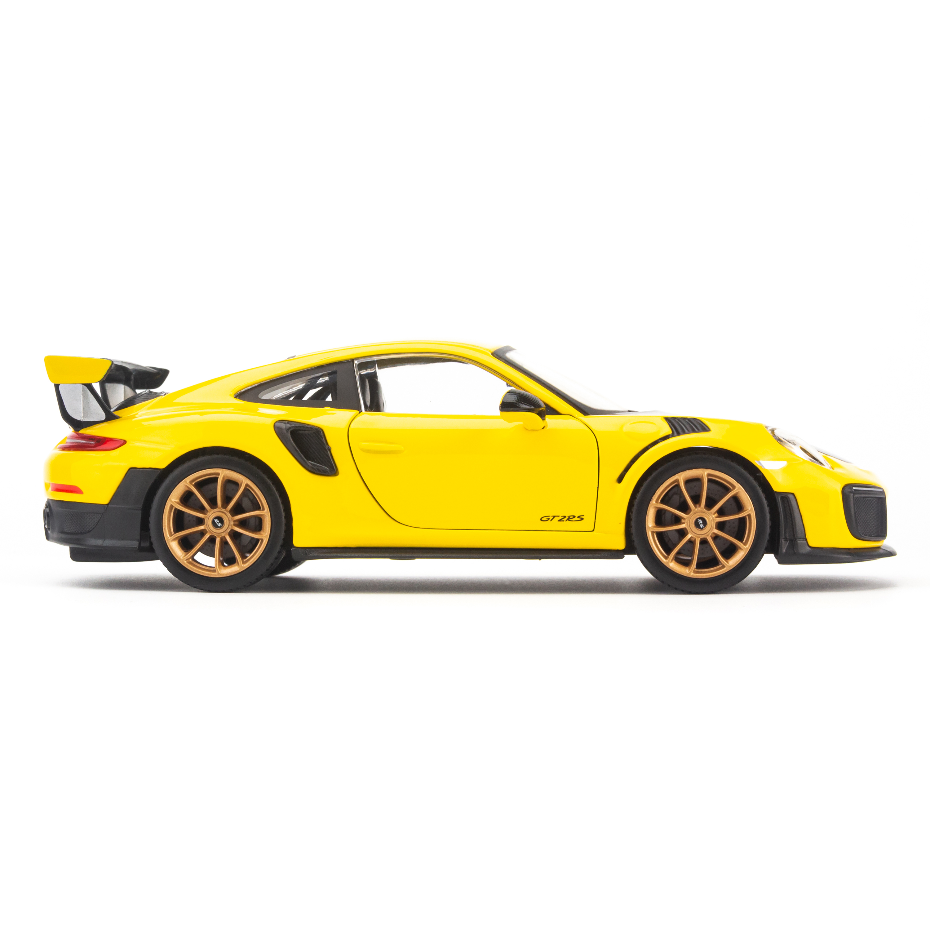 Mô hình xe Porsche 911 GT2 RS Yellow 1:24 Maisto 31523