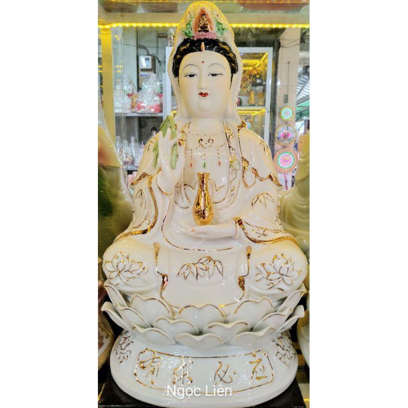 Tượng Quan Âm Bồ Tát Ngọc