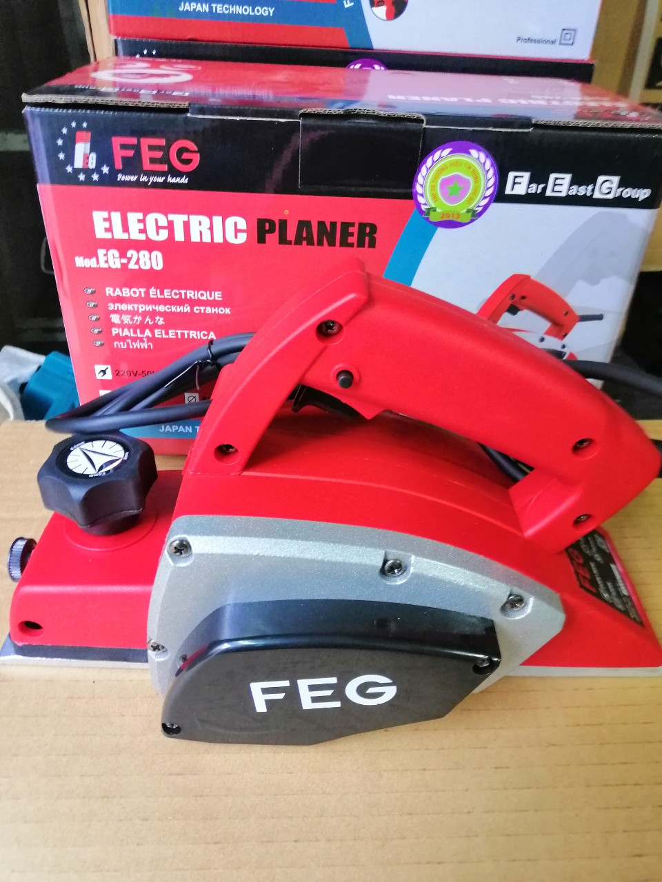 Máy bào gỗ FEG EG-280 Lưỡi bào rộng 82mm