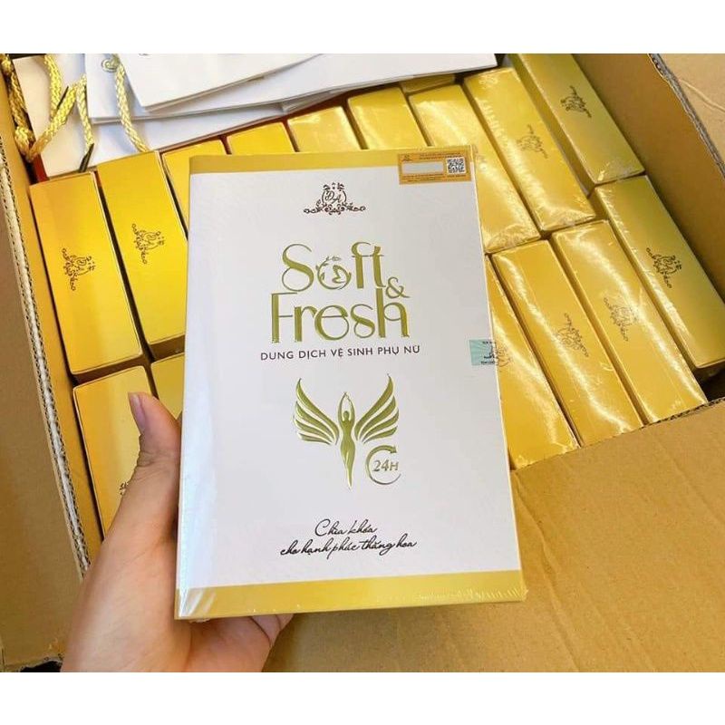 Dung dịch vệ sinh phụ nữ Soft Fresh Giúp khử mùi, hạn chế viêm nhiễm phụ khoa