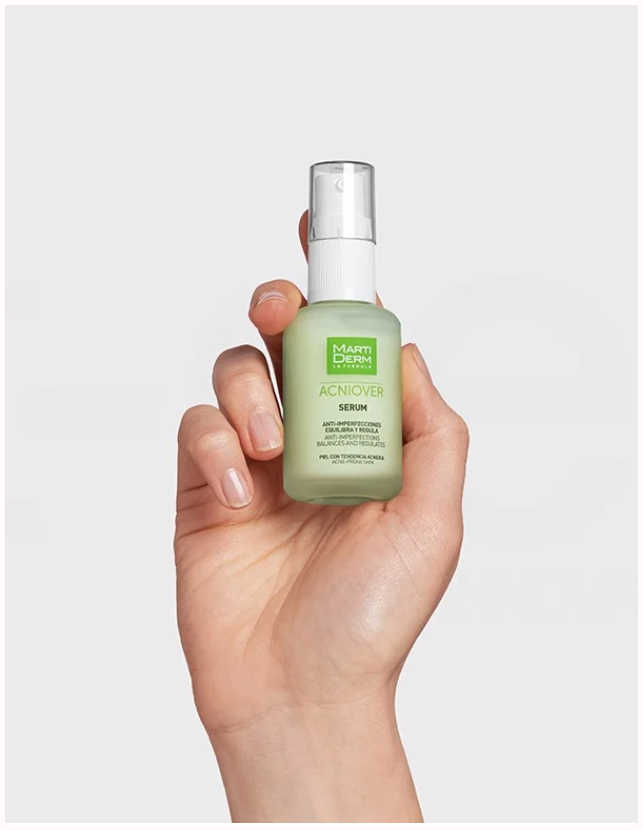 Tinh chất giảm mụn & kiểm soát nhờn - MartiDerm Acniover Serum