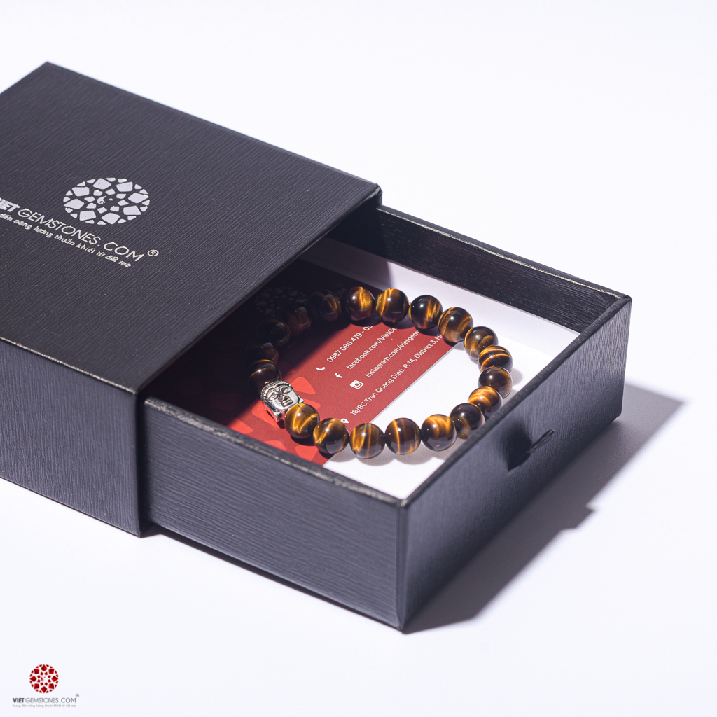 Vòng tay đá mắt hổ vàng tự nhiên 8mm phối charm Phật bạc thái 925 - Hợp tay nữ mệnh Thổ, Kim | VietGemstones