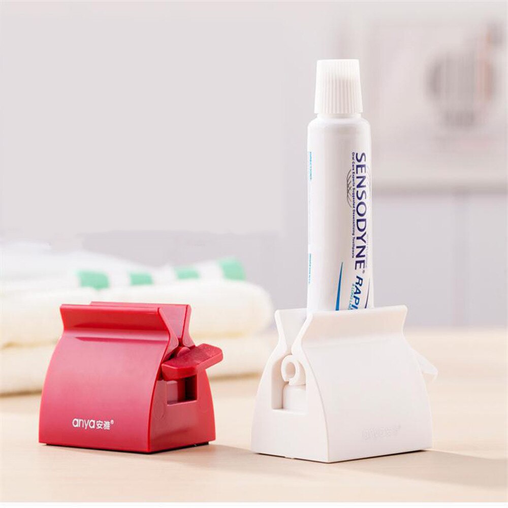 Dụng cụ lấy kem đánh răng tiêt kiệm hiệu quả phụ kiện nhà tắm ( giao màu ngẫu nhiên )