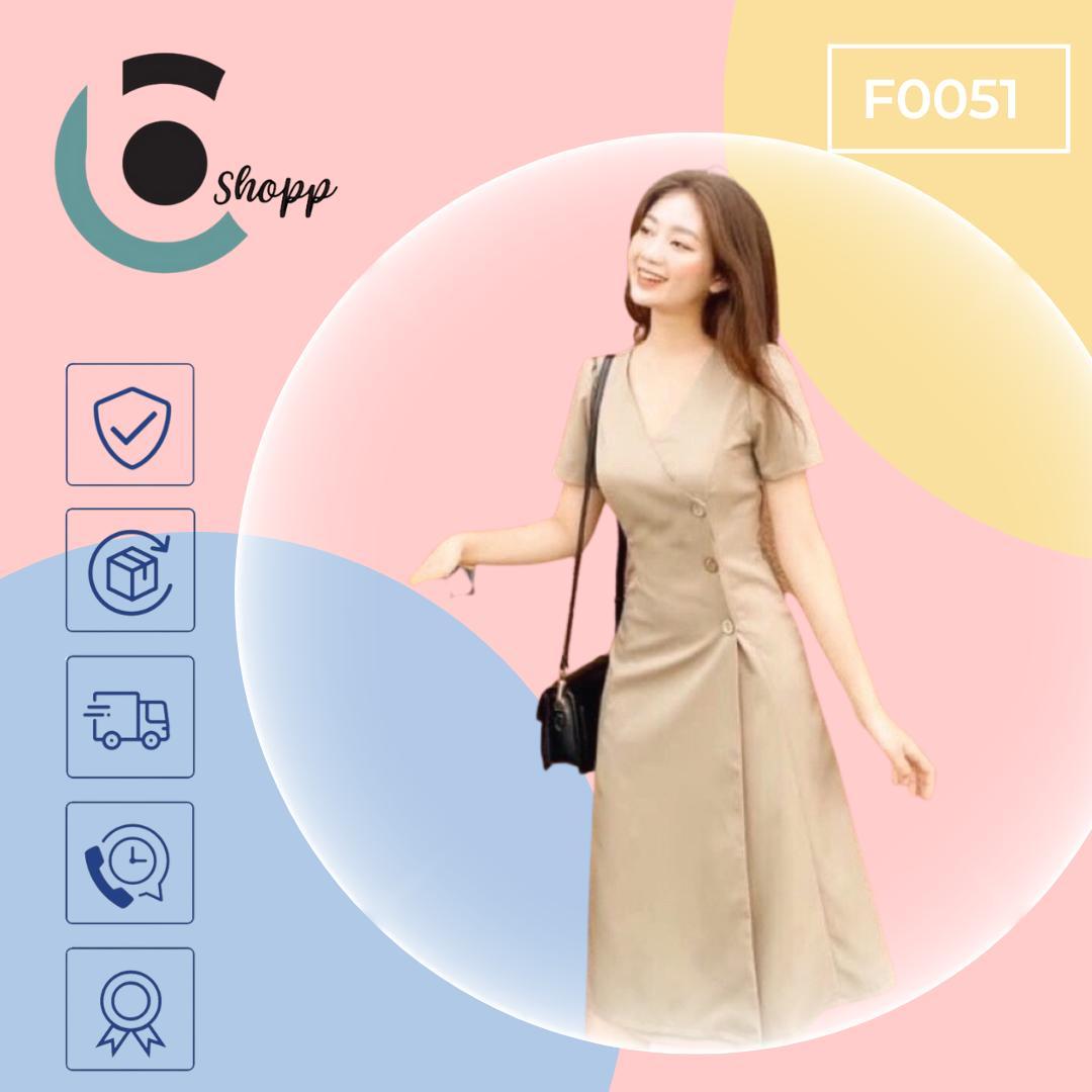 Váy cổ chữ V nút dừa cao cấp