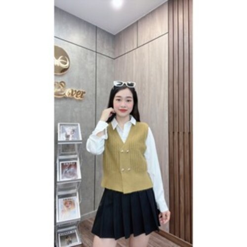 Áo Gile len nữ phối cúc trái tim