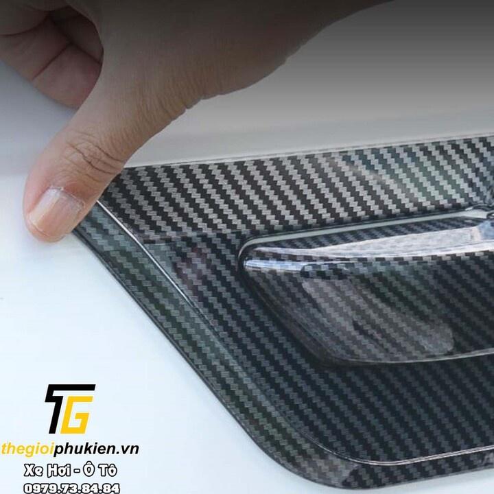 Bộ ốp tay nắm cửa, hõm cửa xe Kia Carnival vân Carbon