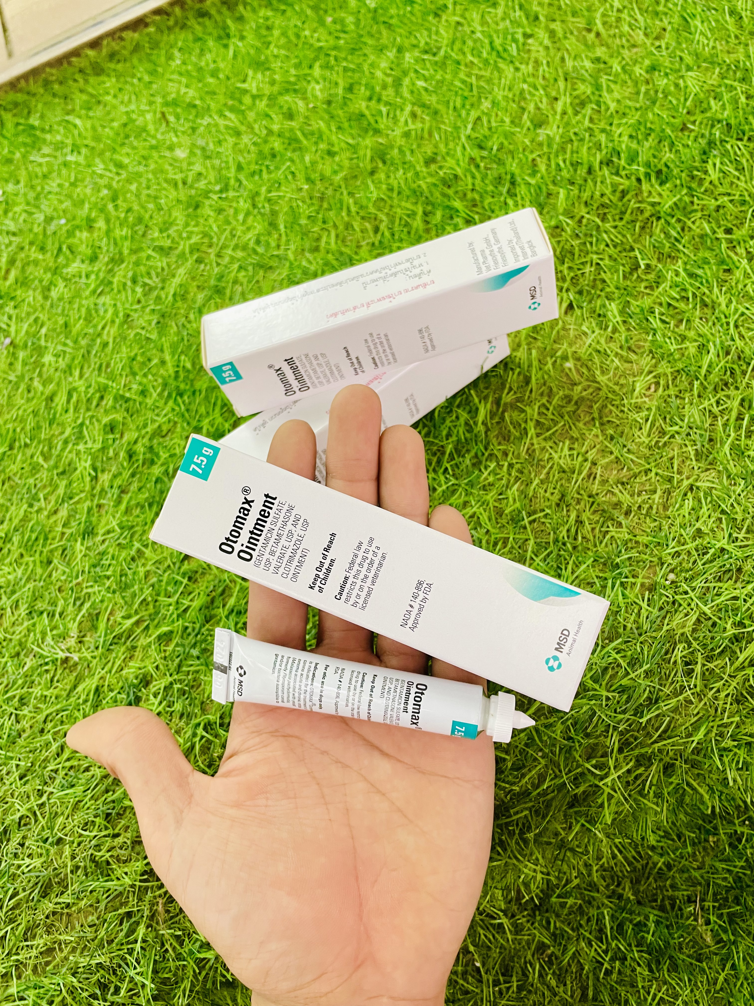 Nhỏ tai Otomax Ointment -tr.ị nấm tai, vi.êm tai cho thú cưng