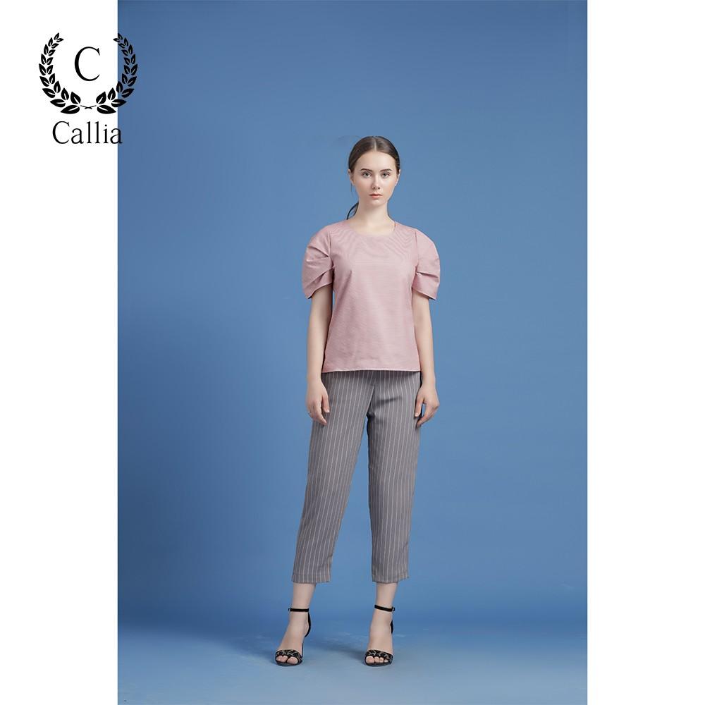 Áo kiểu cổ tròn nữ Callia Lana phía sau có nút cài