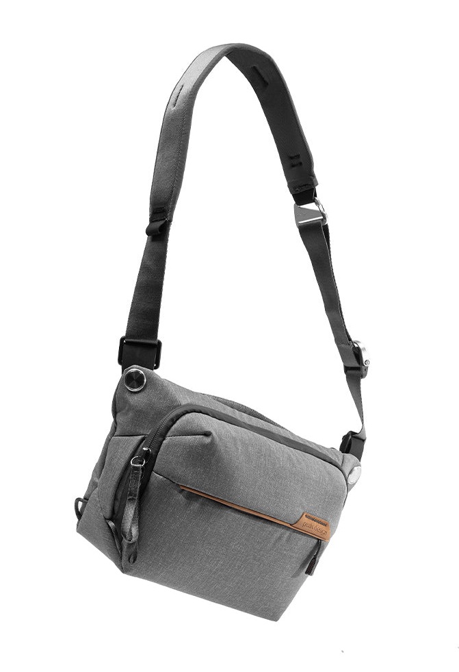 Túi máy ảnh Peak Design Everyday Sling 3L Ash Ver 2, Hàng chính hãng