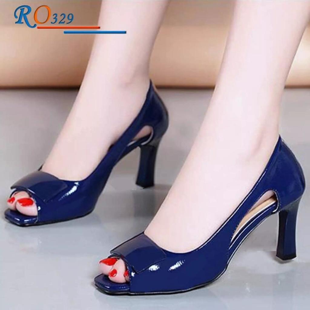 Giày cao gót nữ hở mũi, da bóng khoét eo cao cấp ROSATA RO329 7p - HÀNG VIỆT NAM