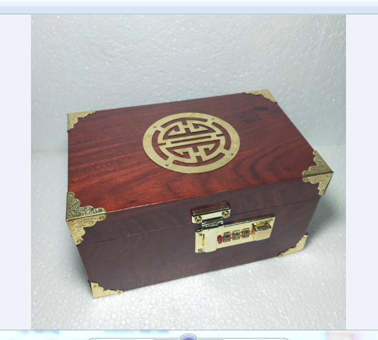 Hộp đựng con dấu - hộp trang sức gỗ hương mặt chữ thọ vàng size 19cm khóa mã số cao cấp
