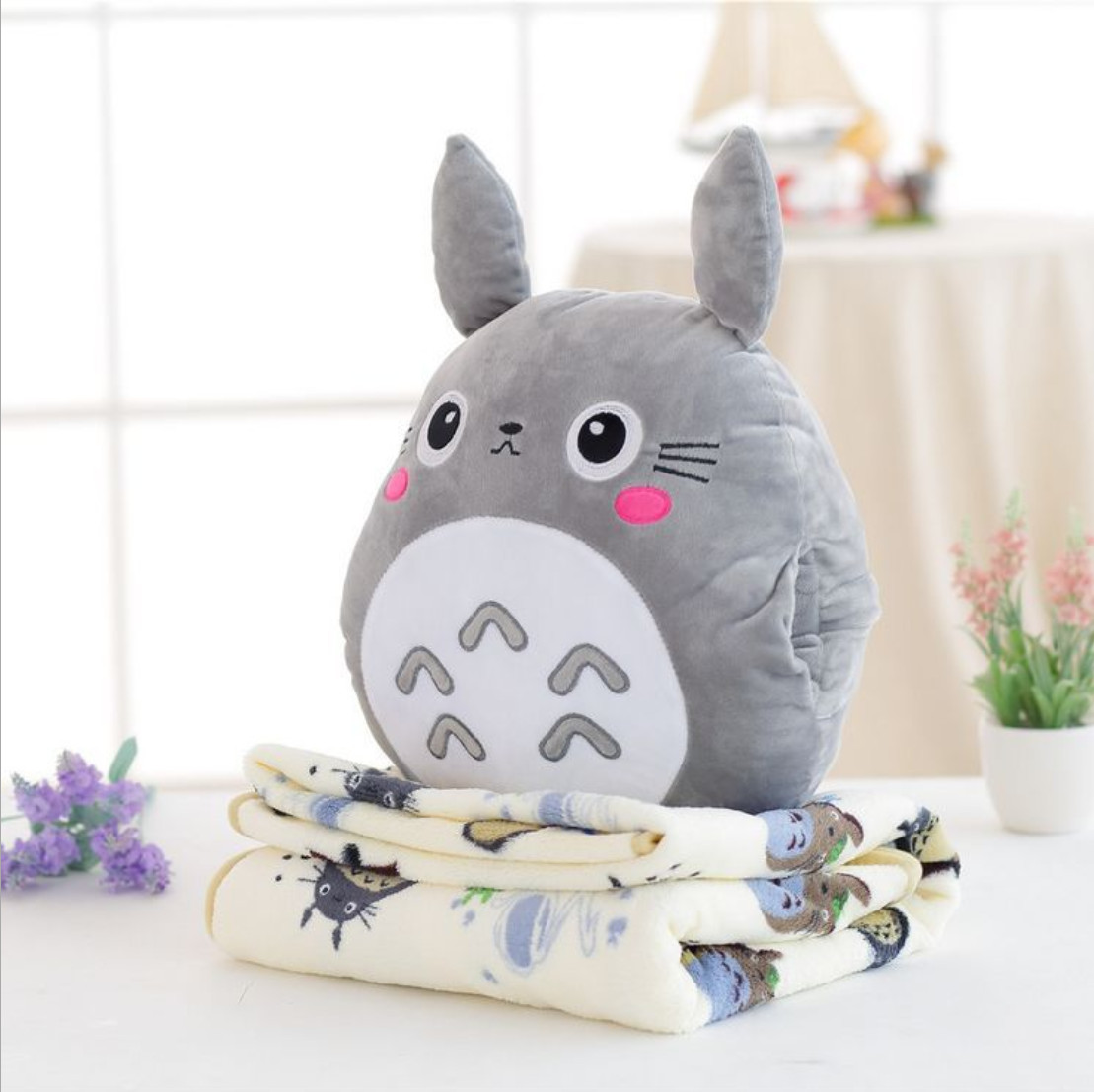 Gối mền Totoro chăn họa tiết