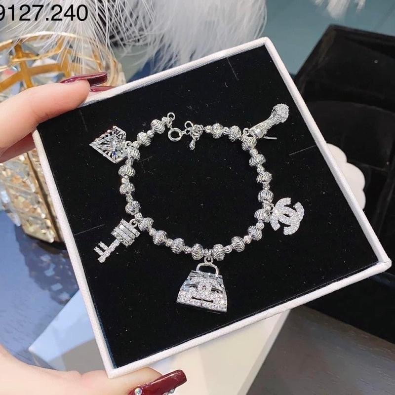Lắc tay bi 5 charm như hình siêu sáng