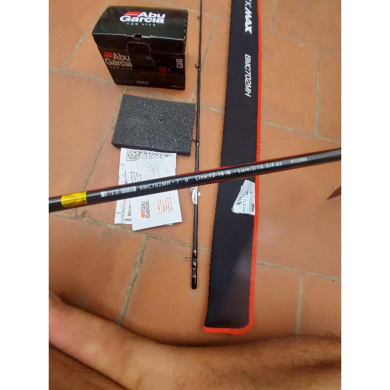 Cần lure abu black max và máy ngang abu black max
