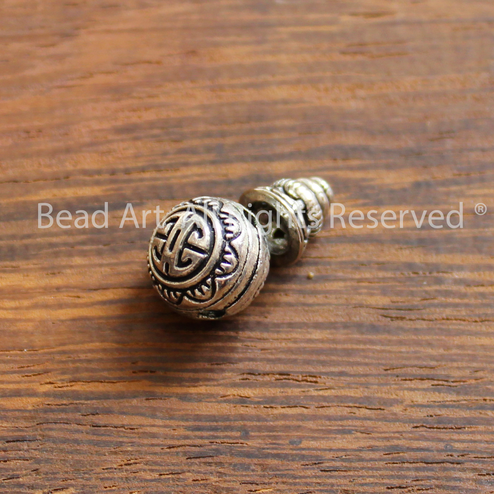 17x10MM Charm Guru, Mẫu Châu Khắc Hoa Sen Bạc Tibet, Phối Vòng Tay Phong Thuỷ, Chuỗi Hạt - Bead Art