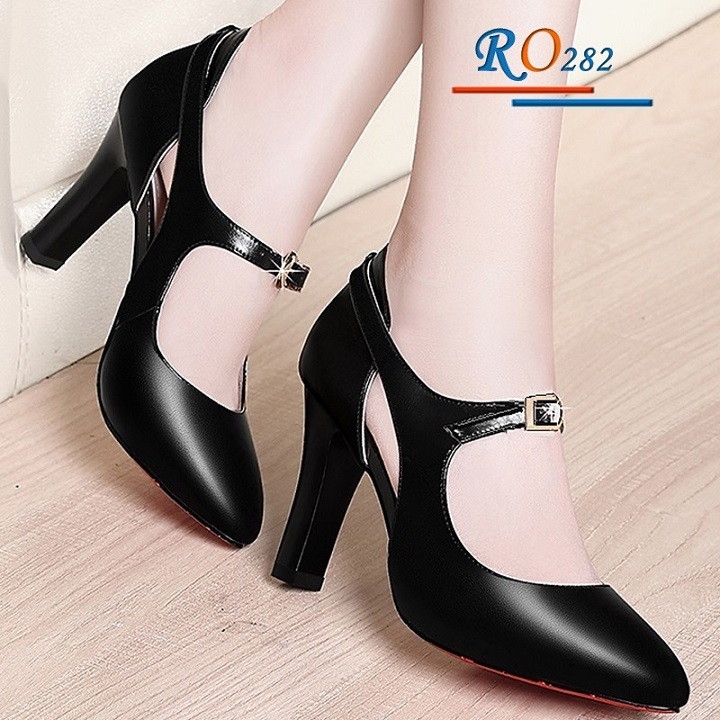 Giày sandal nữ cao gót 7 phân hàng hiệu rosata hai màu đen kem ro282