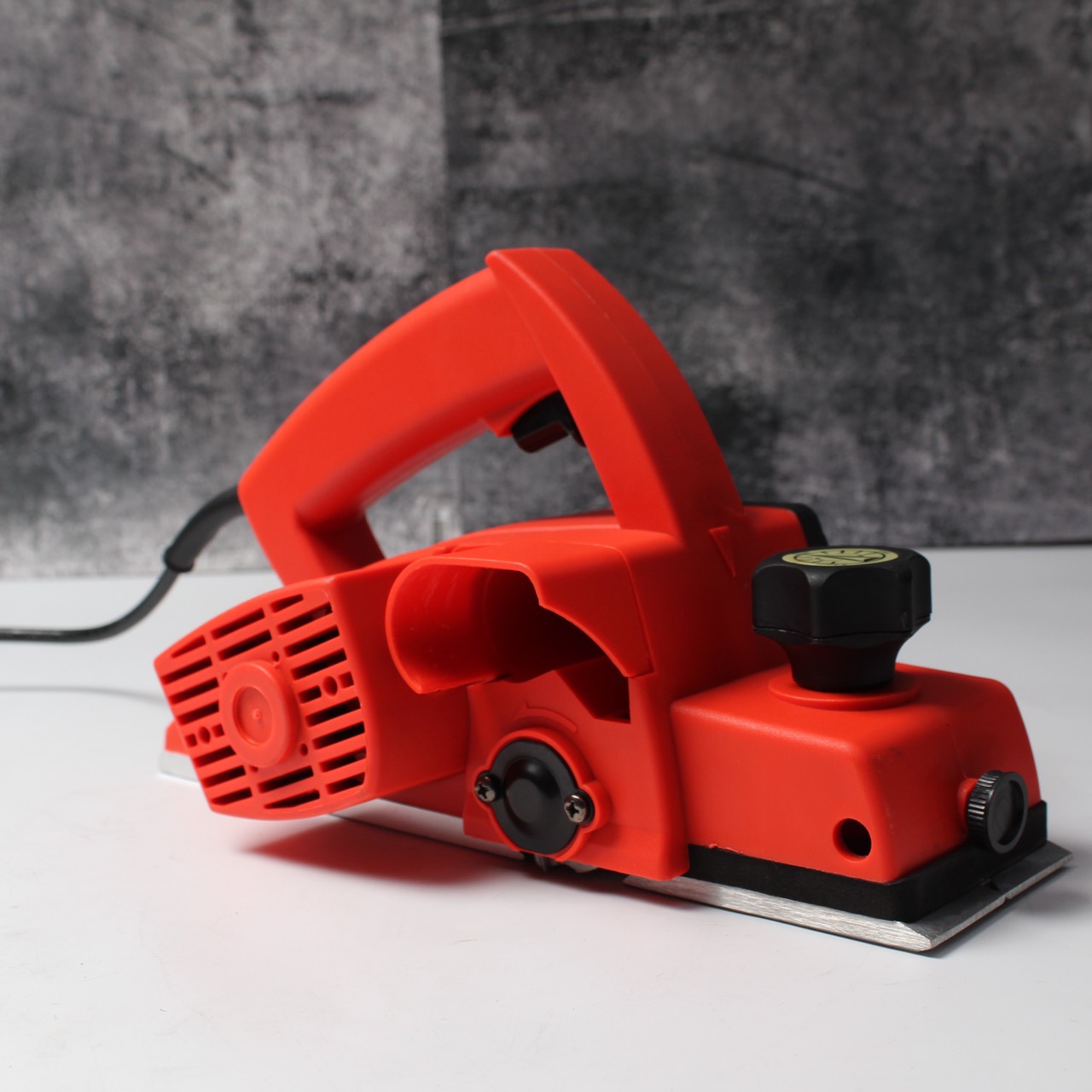 Máy bào gỗ Ossuka OS281