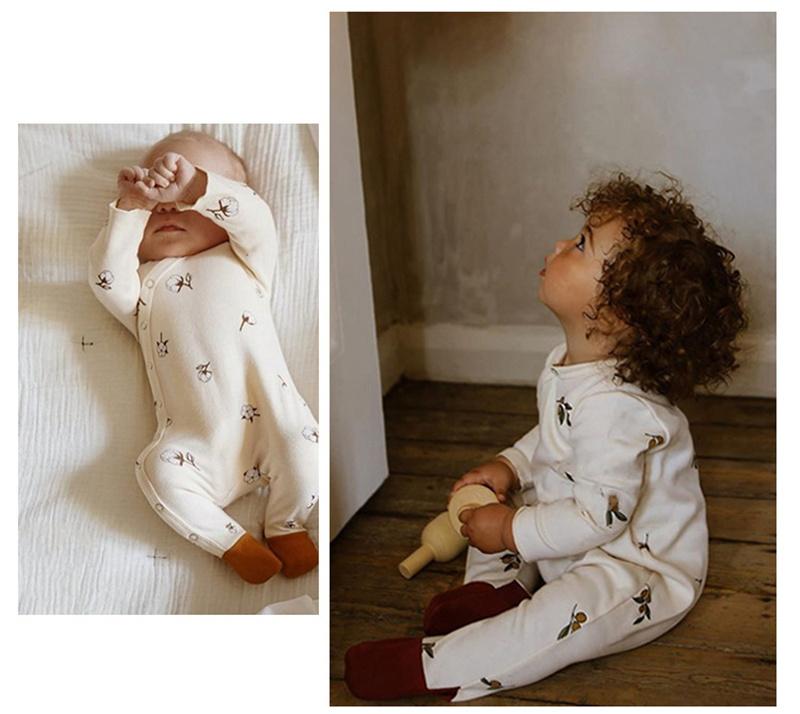 Quần Áo Bé Sơ Sinh Có Mũ In Hình Bé Chân Jumpsuit Áo Dài Tay Trẻ Sơ Sinh Bé Trai Bé Gái Xuân Đáy Liền Quần