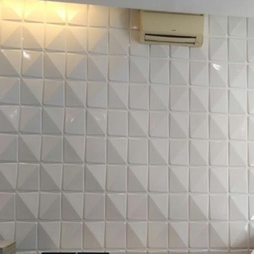 Bộ 10 Tấm Xốp Dán Tường Cổ Điển Kim Cương 70x70cm Sang Trọng, Lịch Lãm