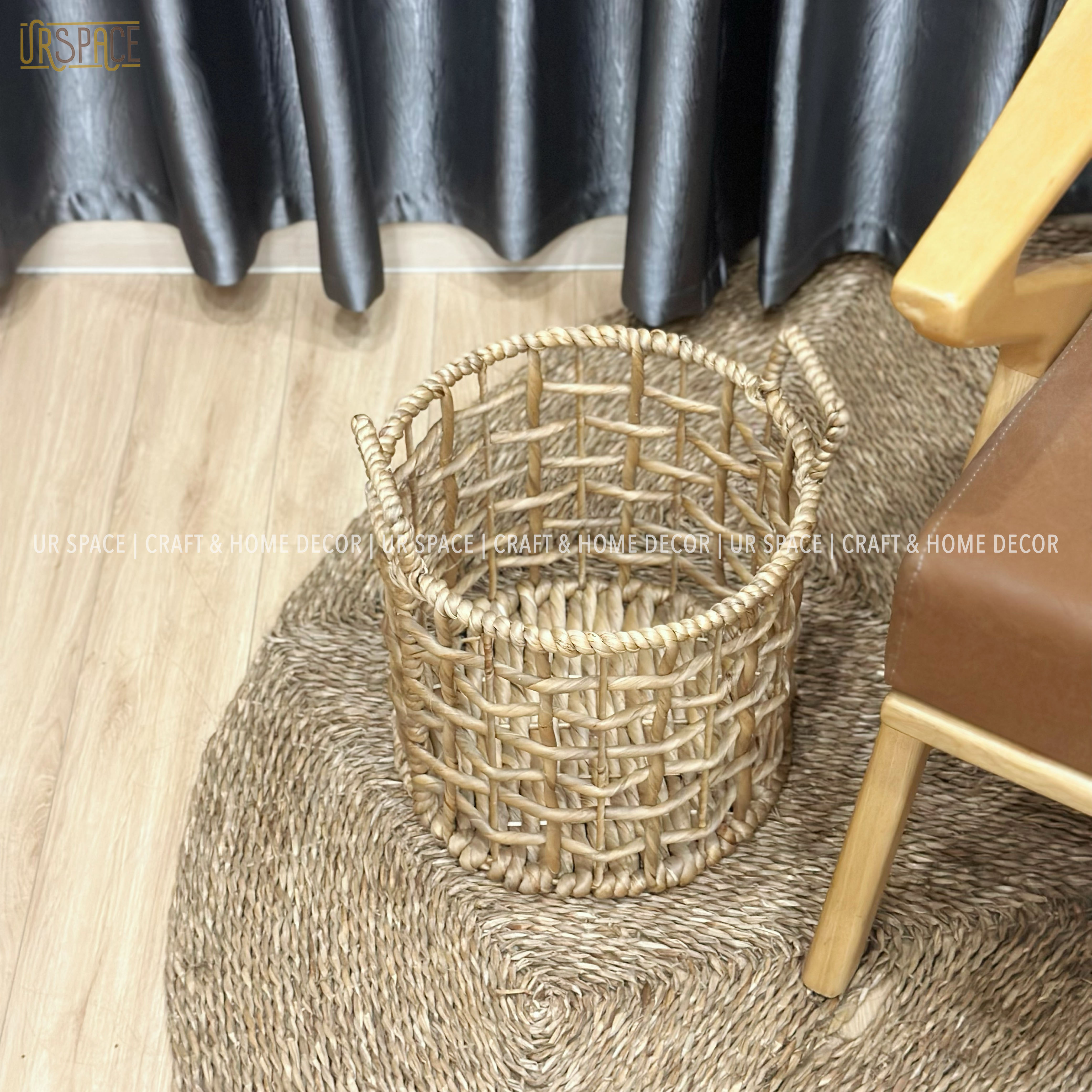 Giỏ lục bình URSPACE trồng cây decor trang trí, đựng quần áo giặt hình tròn có quai cầm / ROUND HYACINTH BASKET