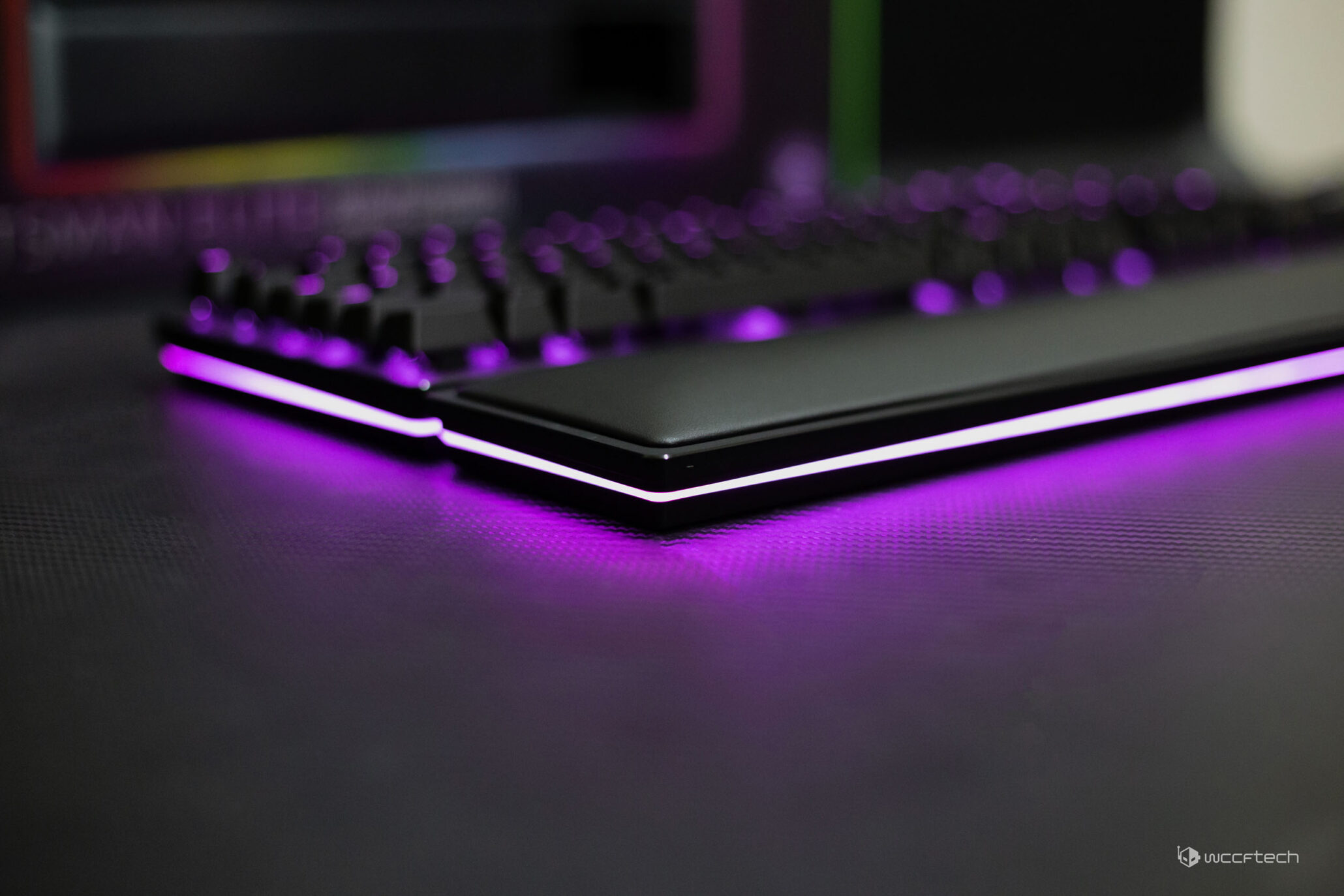 Bàn phím Razer Huntsman Elite-Linear Optical Switch_Hàng chính hãng