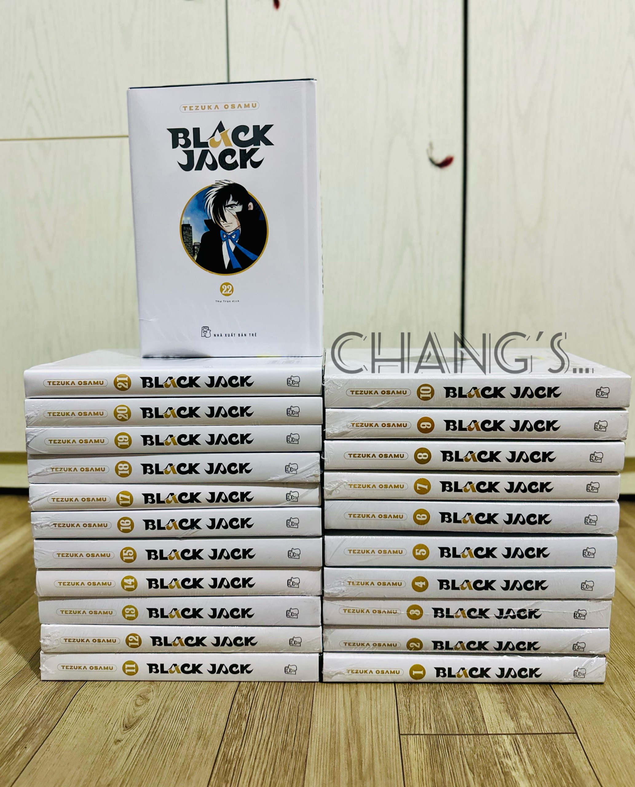 Truyện tranh Black Jack trọn bộ 22 tập kèm 2 box - Mới 100%