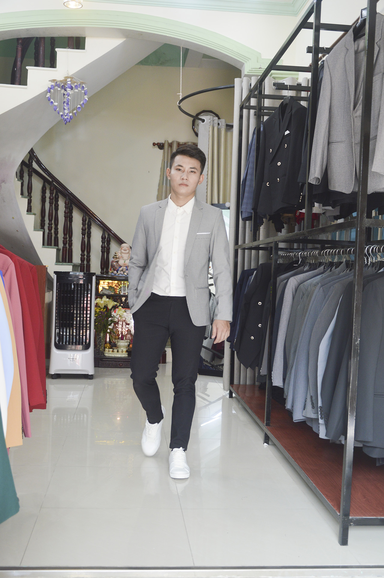 Áo vest nam 1 nút màu xám chấm nhí đen chất liệu co dãn thoáng mát