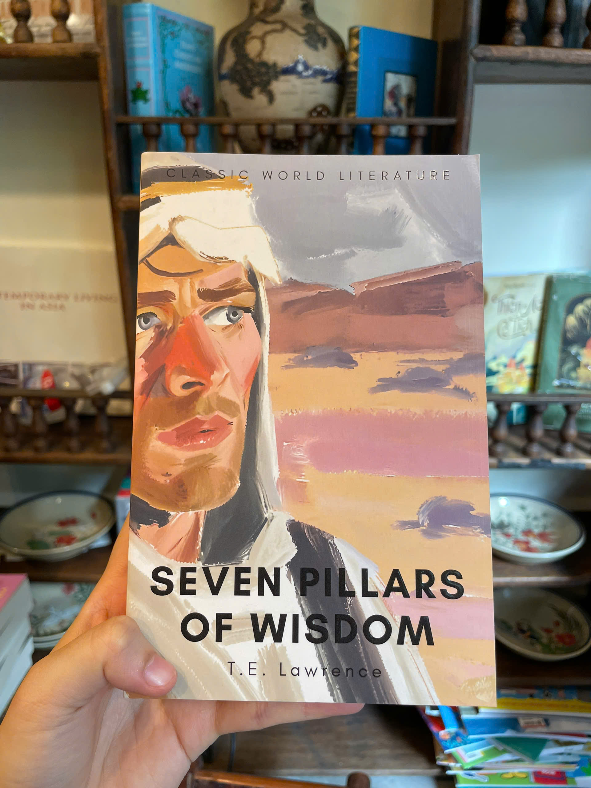 Sách - Seven Pillars of Wisdom by T.E. Lawrence | English Biography / Classics / Ngoại văn Nhập khẩu
