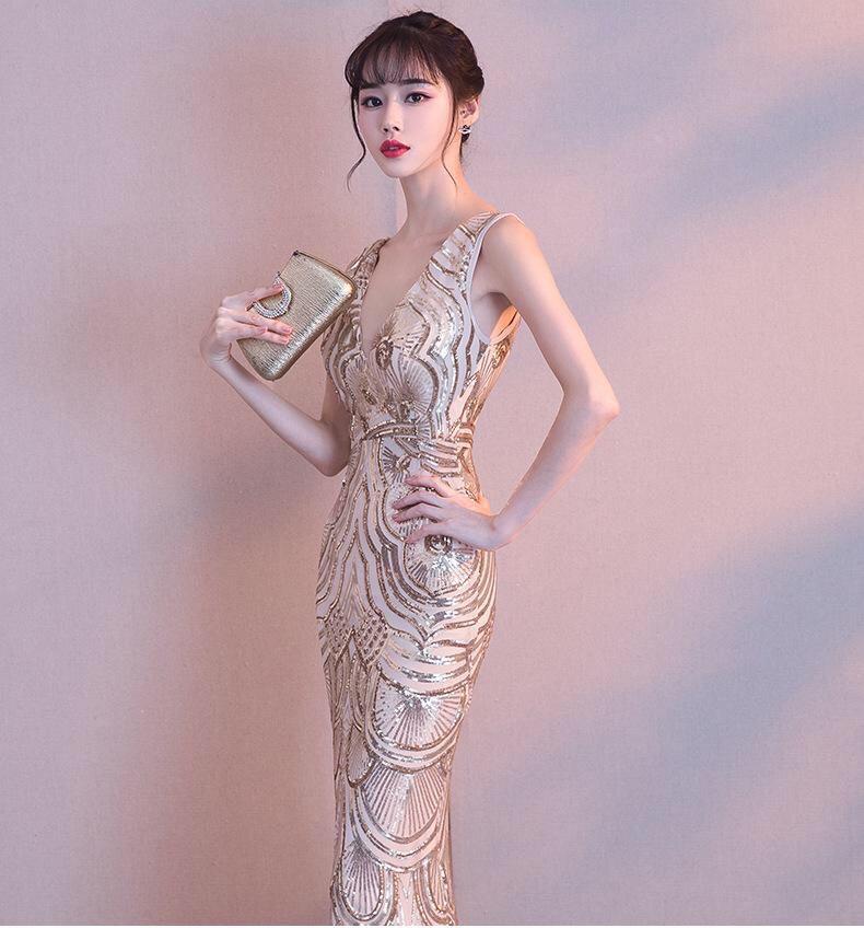 ĐẦM DẠ HỘI CỔ V ĐÍNH KIM SA - HN1482