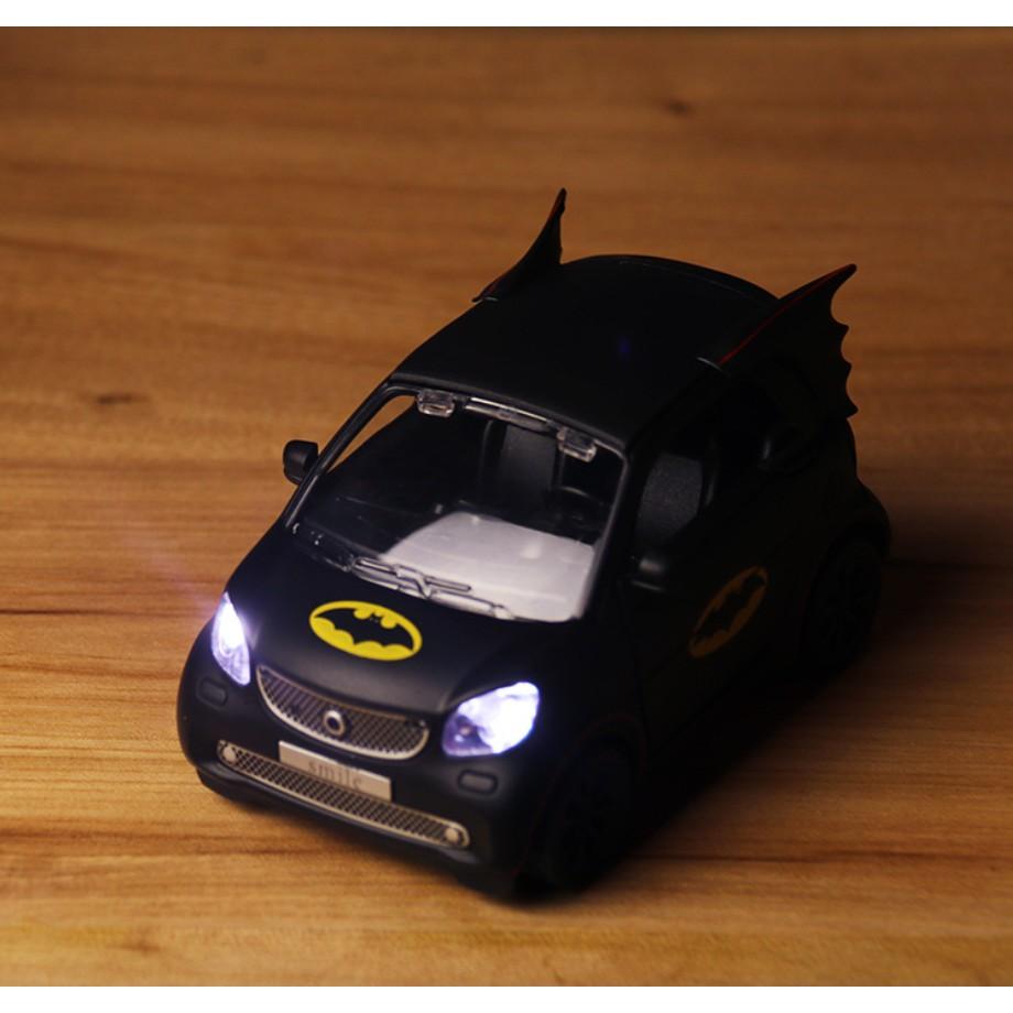 Xe mini mẫu Batman và Kitty cho bộ sưu tập của bạn
