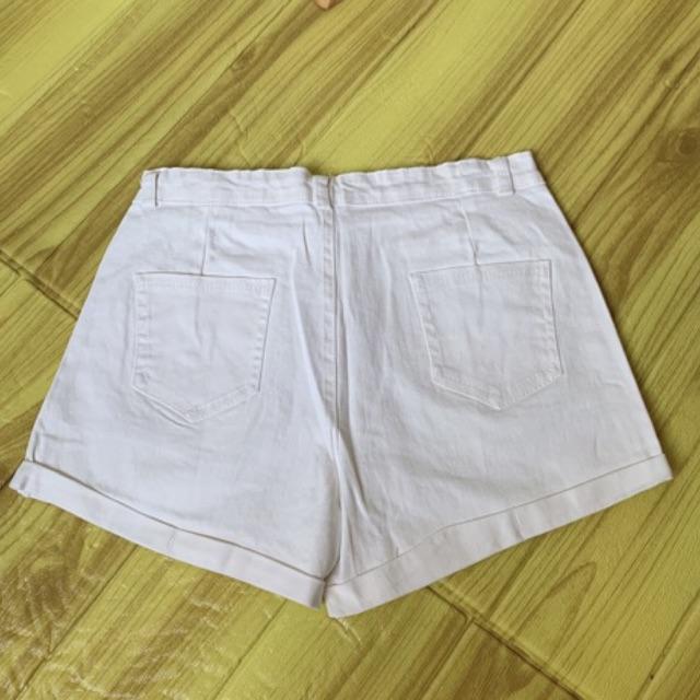 Quần short viền lai tôn dáng thời trang