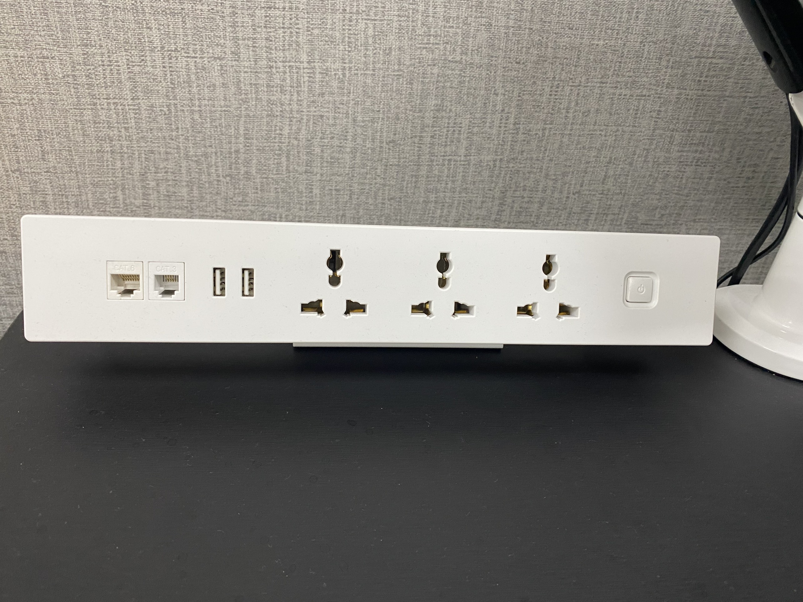 Ổ Cắm Điện Đa Năng Tích Hợp Cổng Sạc USB A Cổng LAN Cat 6 Cat 3 Dây Nguồn 2m Cao Cấp