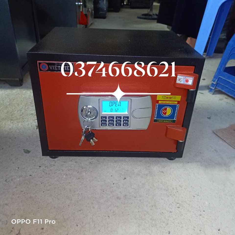 Két sắt điện tử 40kg đen đỏ nằm ngang