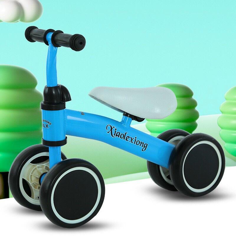 Xe chòi chân cân bằng thăng bằng 4 bánh 3 bánh đồ chơi vận động cho bé. Xe Dành Bé Từ 1 - 3 Tuổi