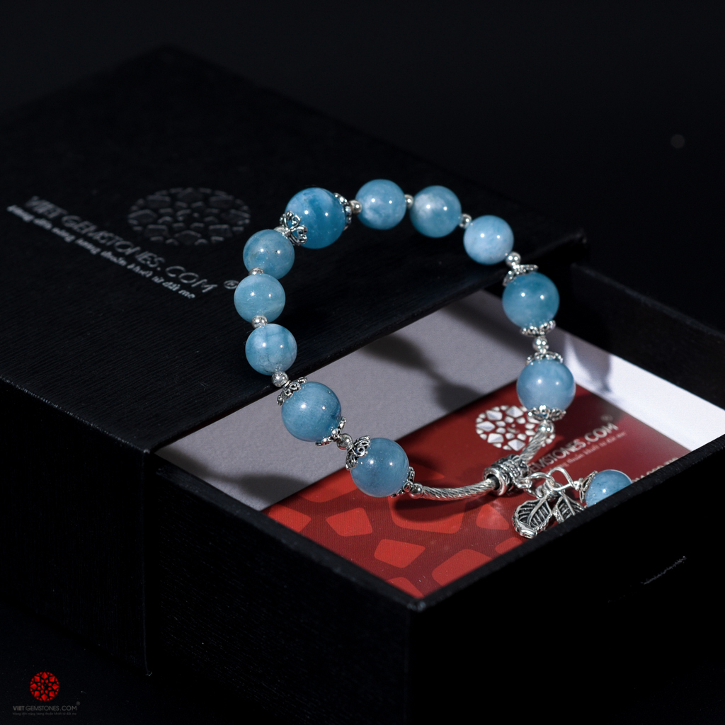 Vòng tay Ngọc Hải Lam 8mm mix charm bạc Thái cao cấp BRAQUA08M01 - Vietgemstones