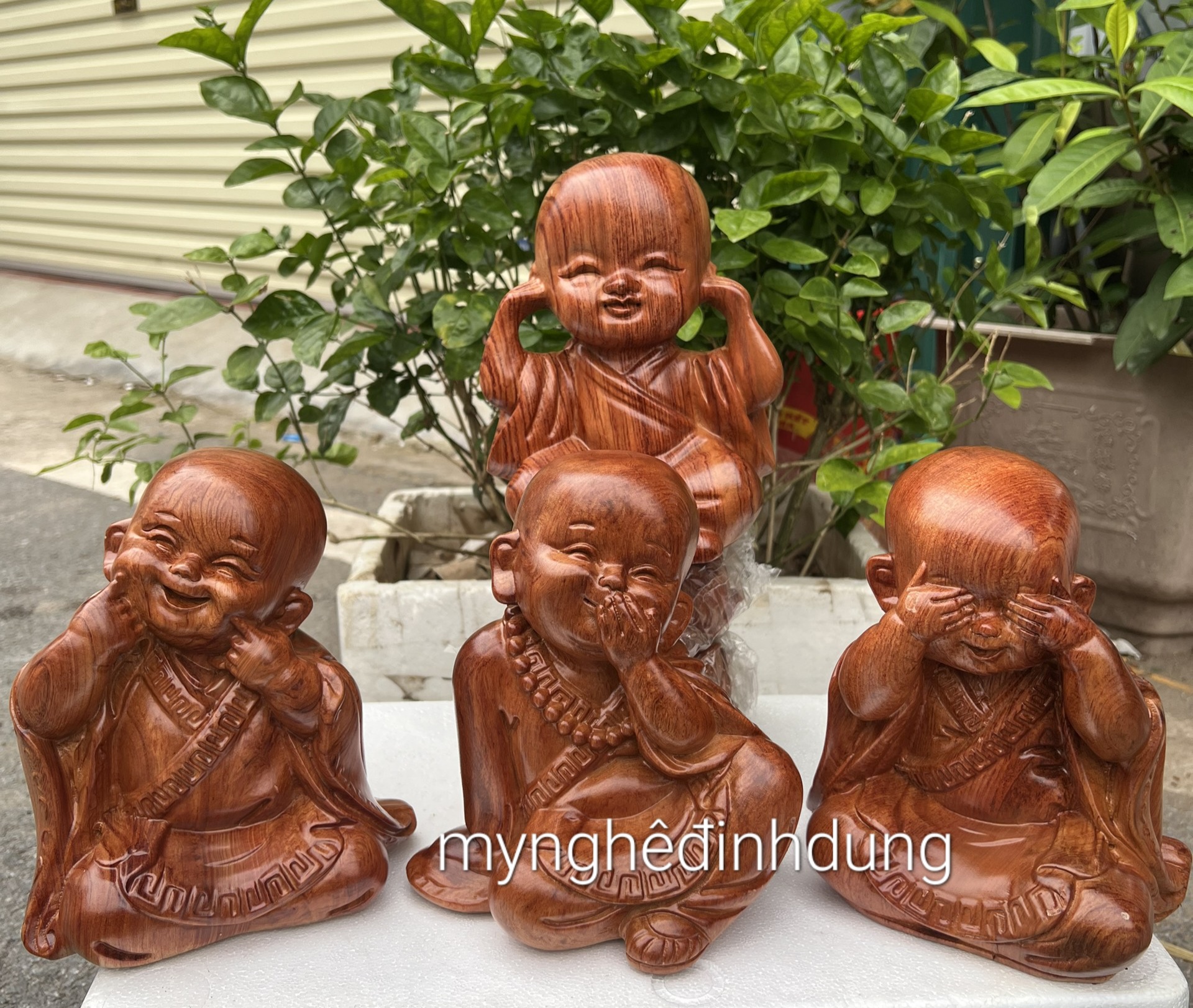 Bộ tượng tứ không bằng gỗ hương đá kt cao 20x8x7cm