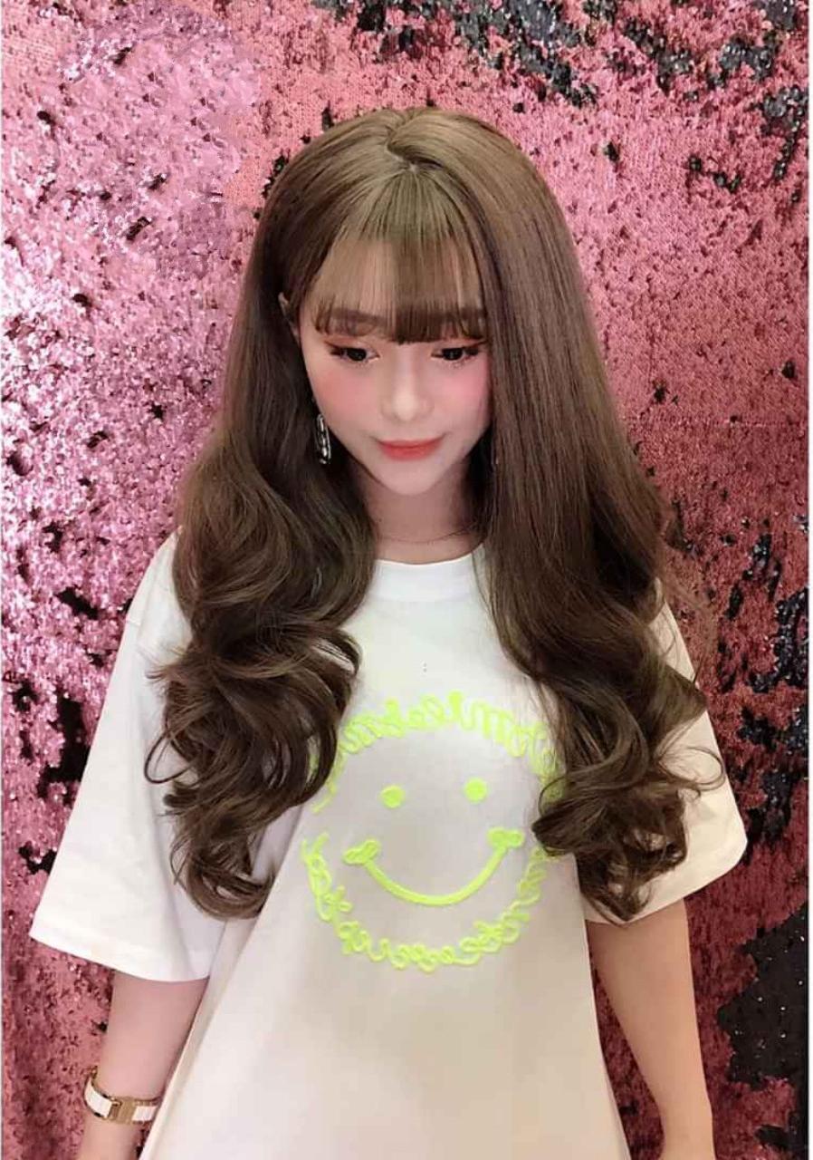Tóc giả nguyên đầu xoăn Hàn Quốc siêu xinh có rãnh da đầu, chất tóc tơ cao cấp loại 1, chịu nhiệt tốt có thể bấm uốn, duỗi, gội. giống tóc thật 100%
