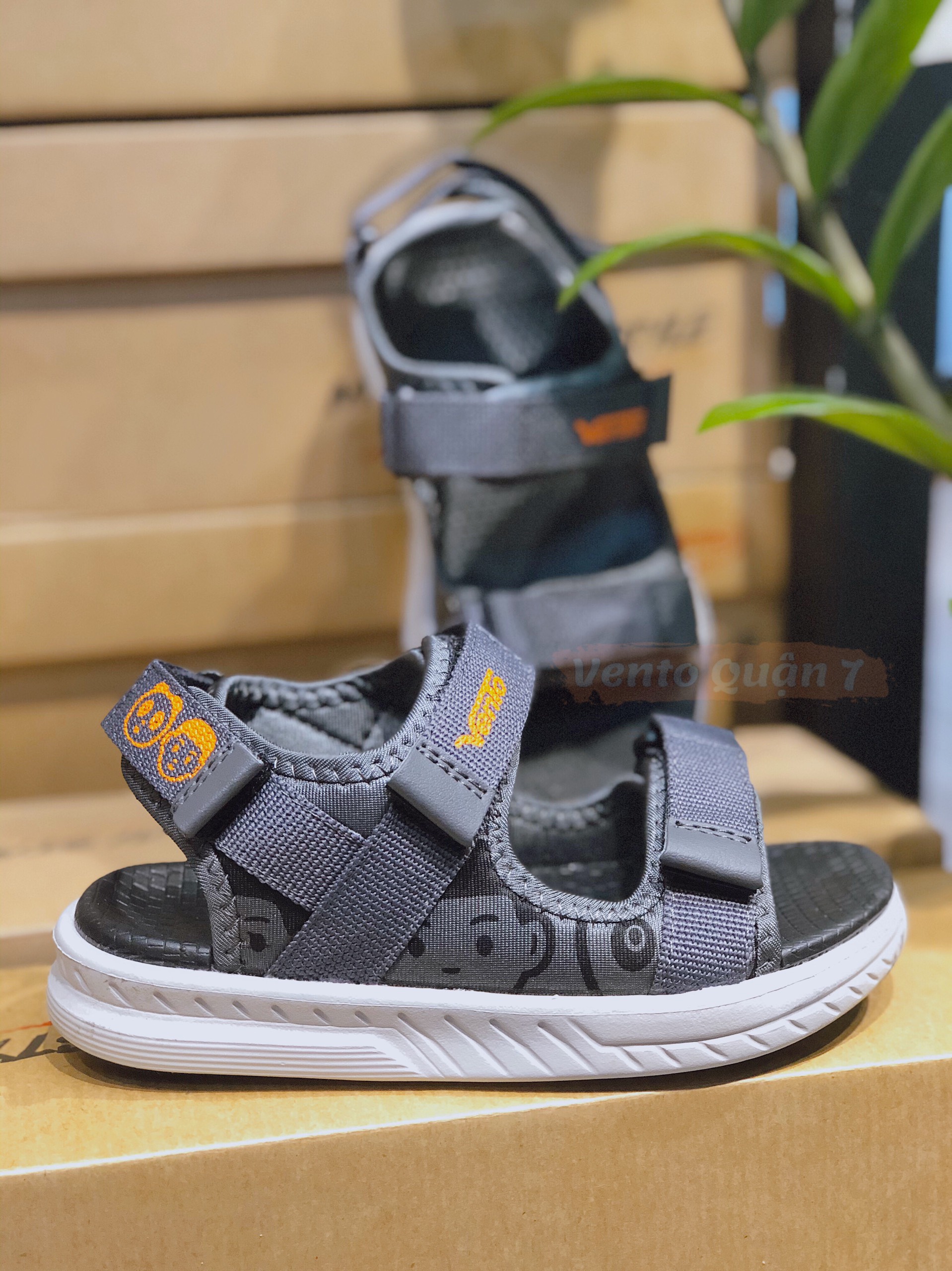 Giày Sandal Vento Quai Ngang Cho Bé dạo phố đi chơi đi học du lịch NB148